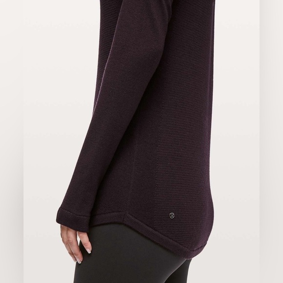 Lululemon Sit In Lotus Sweater 4 6 Small plum purple lightweight long thumb hole - Picture 4 of 11